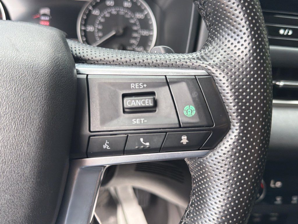 Used 2025 Mitsubishi Outlander SE FWD image 19