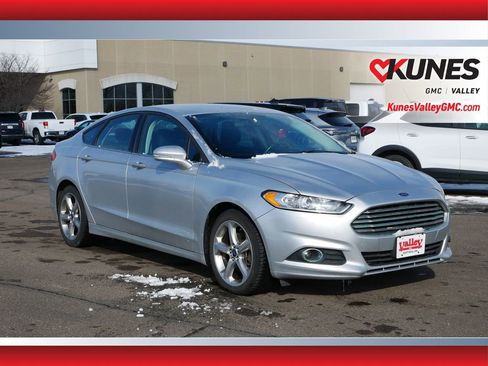 Used 2014 Ford Fusion SE image 1