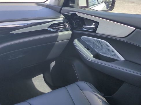 Used 2025 Acura MDX SH-AWD image 20