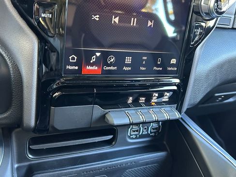 Certified 2023 RAM 1500 Laramie image 54