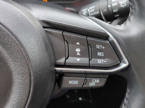 Used 2018 MAZDA MAZDA3 Grand Touring w/ Premium Equipment Package FWD image 27