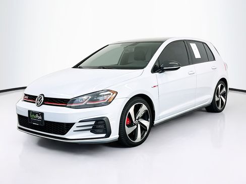 Used 2019 Volkswagen GTI SE FWD image 3