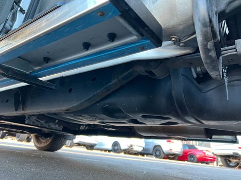 Used 2016 Nissan Frontier SV image 23