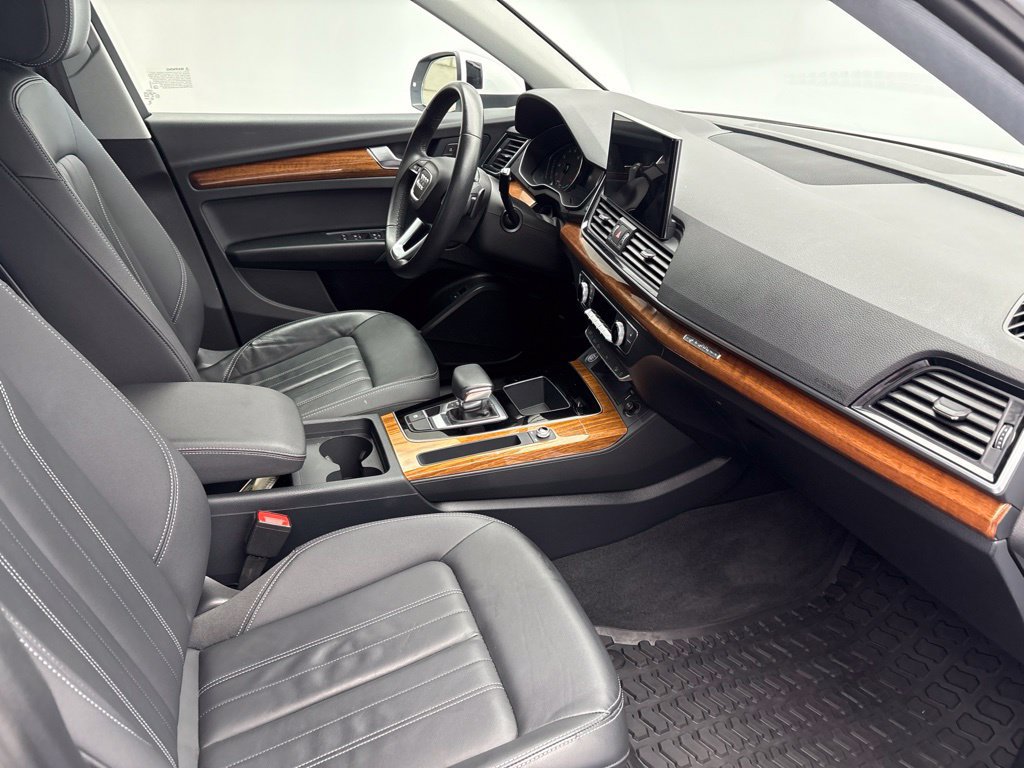 Certified 2023 Audi Q5 2.0T Premium w/ Convenience Package AWD/4WD image 27
