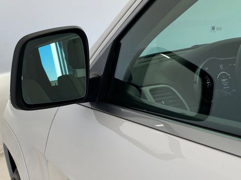 Used 2020 Jeep Grand Cherokee Summit w/ Platinum Series Group image 23