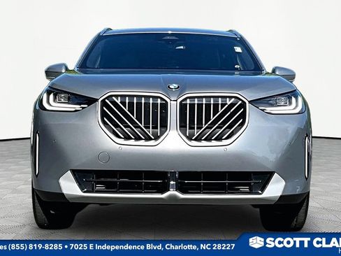 Used 2026 BMW X3 xDrive30i AWD/4WD image 2