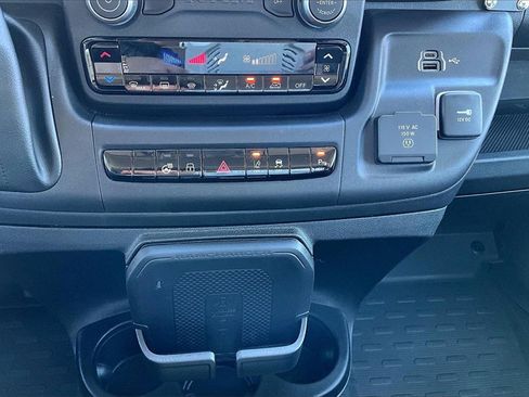 Used 2024 RAM ProMaster 2500 w/ Swivel Seat Group image 31