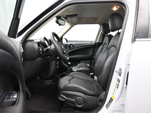 Used 2014 MINI Cooper Countryman S FWD image 9