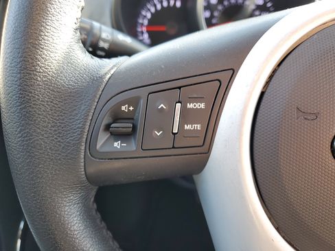 Used 2012 Kia Soul + image 27