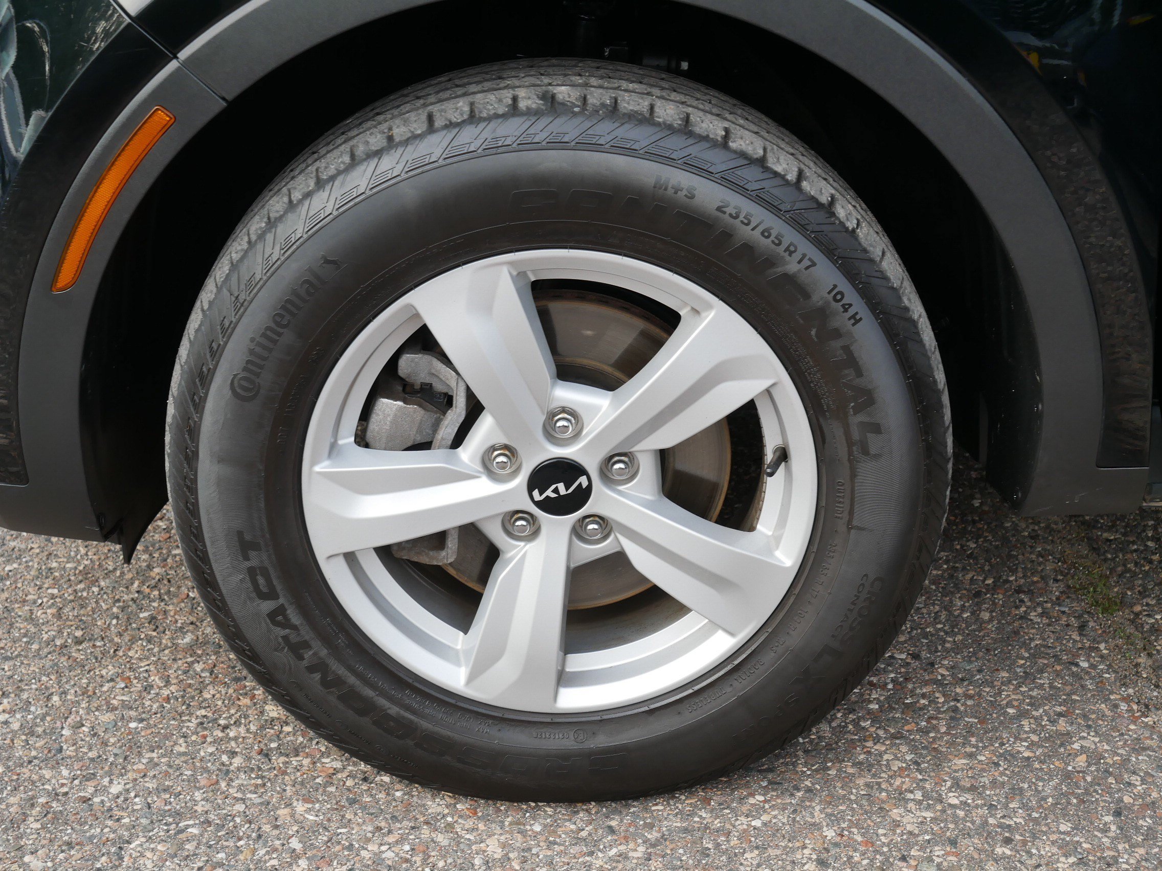 Certified 2023 Kia Sorento LX AWD/4WD image 15