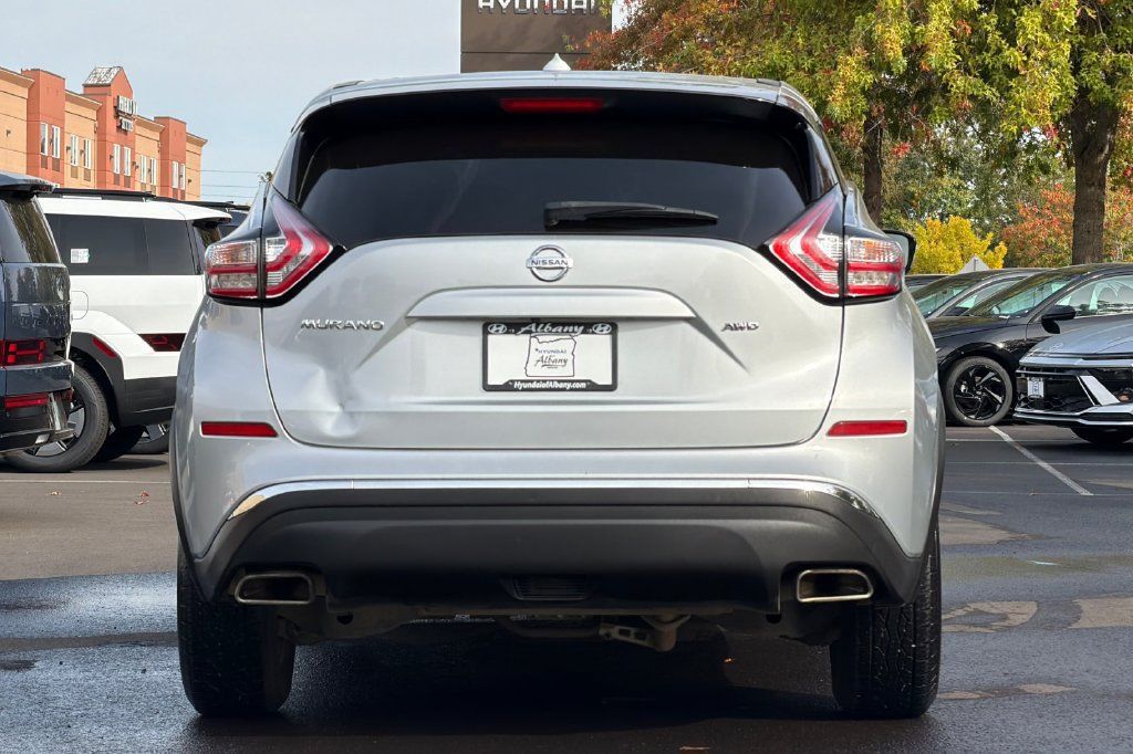 Used 2016 Nissan Murano S AWD/4WD image 5