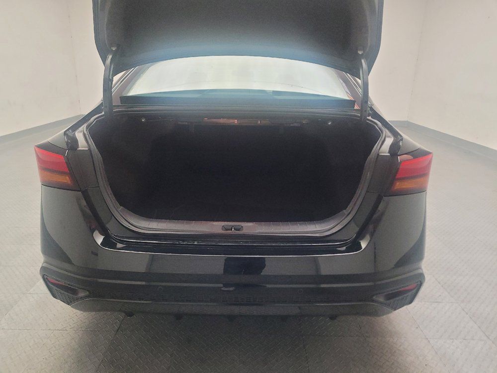 Used 2025 Nissan Altima 2.5 SV FWD image 29