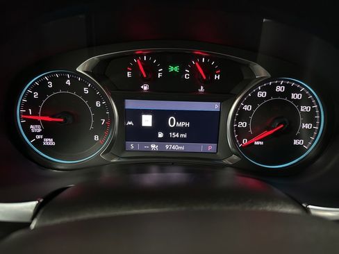 Used 2023 Chevrolet Traverse RS image 13