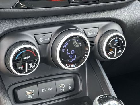 New 2026 Hyundai Venue SEL FWD image 23