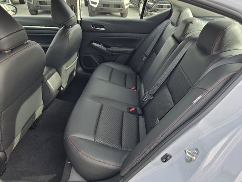 New 2025 Nissan Altima 2.5 SR image 11