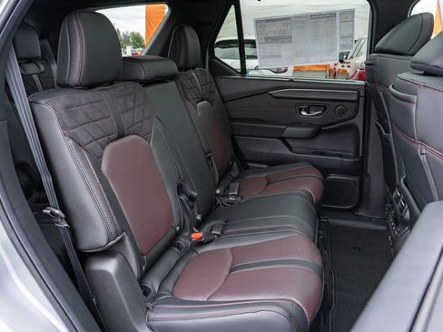 New 2026 Honda Pilot Black Edition image 16