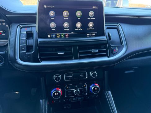 Used 2021 GMC Yukon XL AT4 w/ Rear Media and Nav Package image 31