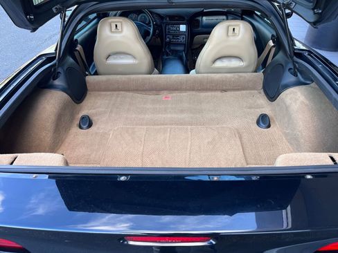 Used 1998 Chevrolet Corvette Coupe w/ Memory Pkg image 22