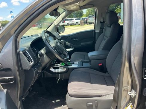 Used 2022 Nissan Frontier SV AWD/4WD image 14
