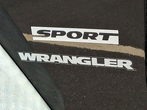 Used 2011 Jeep Wrangler Sport AWD/4WD image 30