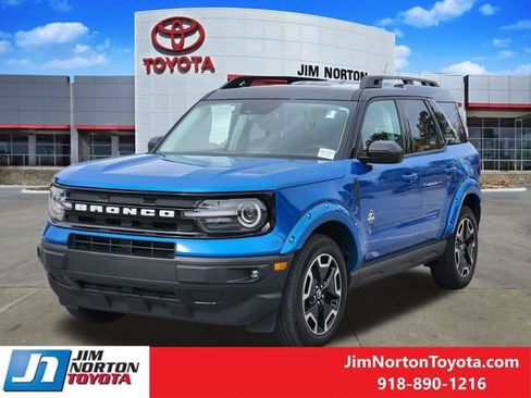 Used 2022 Ford Bronco Sport Outer Banks w/ Tech Package image 3