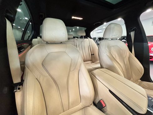 Used 2019 BMW 530i w/ Convenience Package RWD image 21