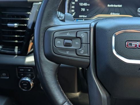 Used 2022 GMC Sierra 1500 AT4 w/ AT4 Preferred Package AWD/4WD image 33