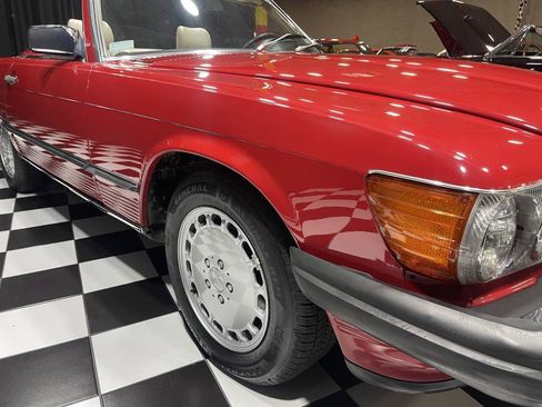 Used 1989 Mercedes-Benz 560 SL image 30