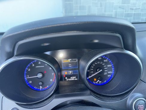 Used 2017 Subaru Outback 2.5i Limited w/ Popular Package #5 image 4