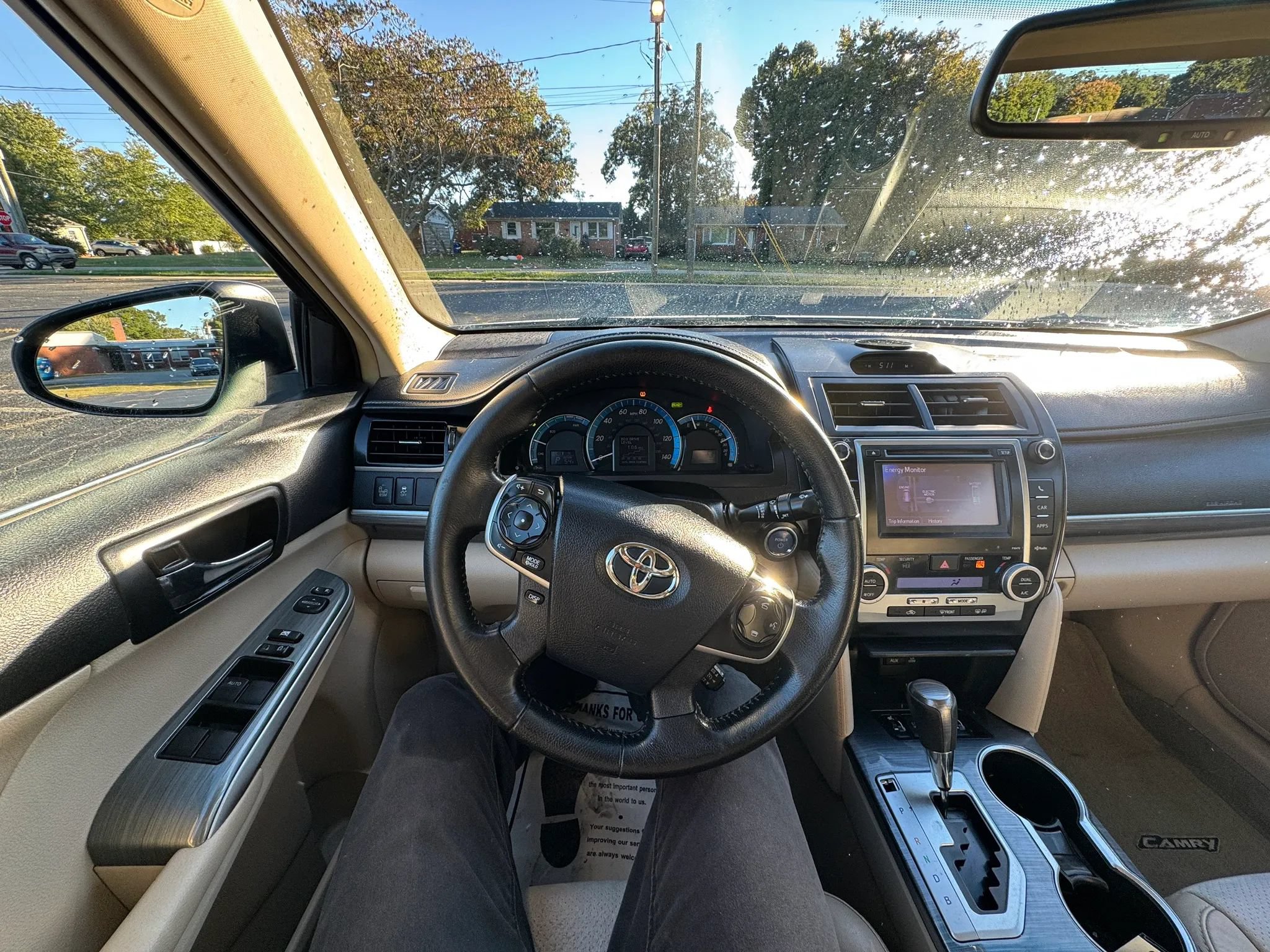 Used 2014 Toyota Camry XLE w/ Leather Package FWD image 21