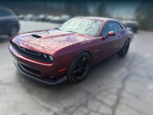 Used 2021 Dodge Challenger R/T RWD image 3