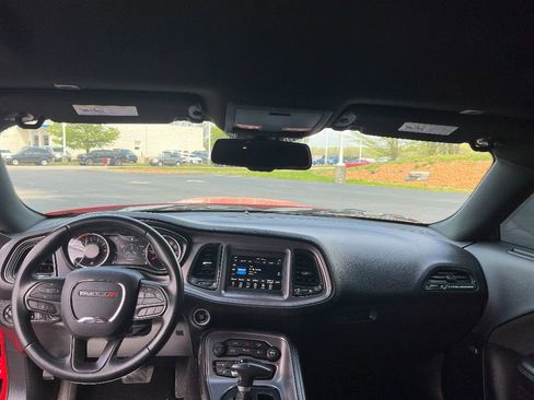 Used 2023 Dodge Challenger GT image 16