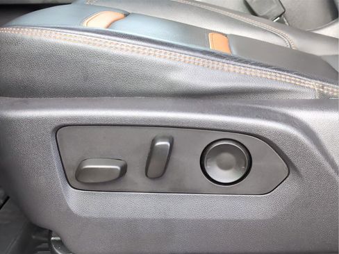 Used 2023 GMC Sierra 1500 AT4 w/ AT4 Premium Package image 13