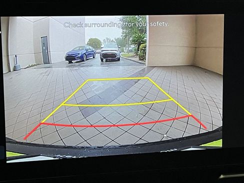 Used 2025 Hyundai Kona SEL image 24