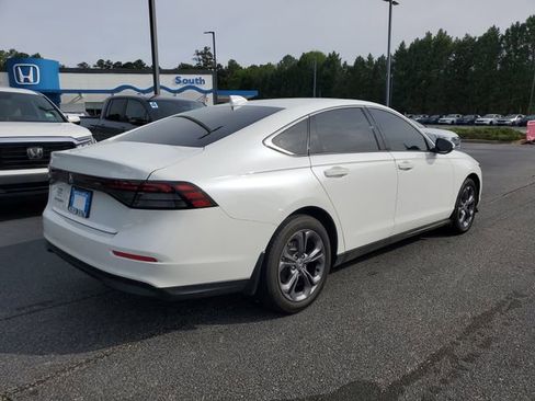 Used 2023 Honda Accord EX image 6