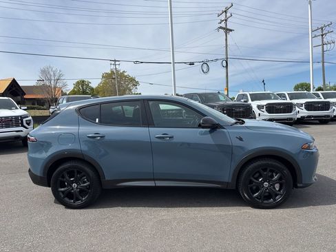 Used 2024 Dodge Hornet R/T Plus w/ R/T Blacktop Package image 6