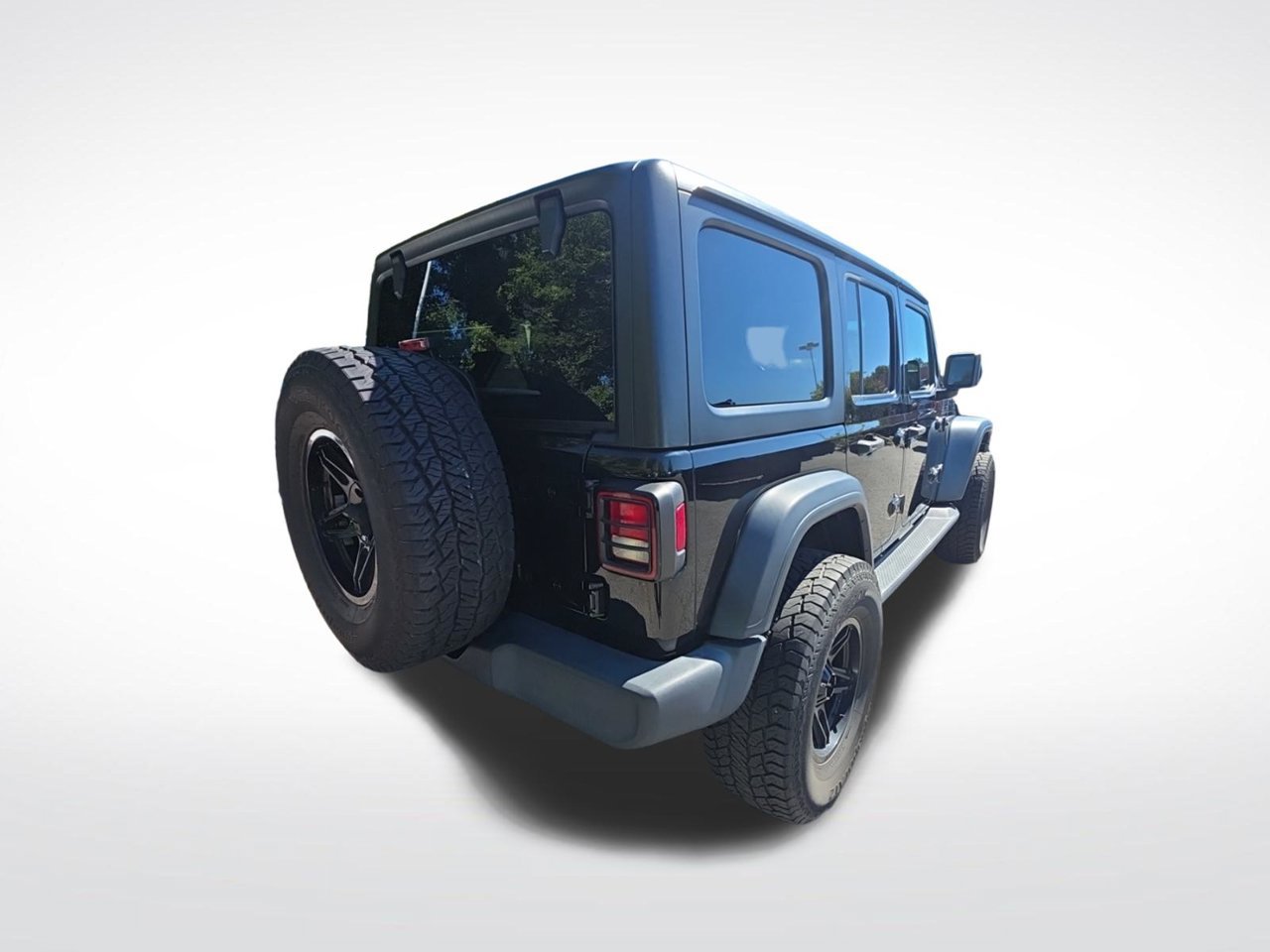 Used 2019 Jeep Wrangler Unlimited Sport S AWD/4WD image 4