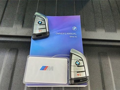 Used 2023 BMW X5 xDrive40i w/ M Sport Package image 64