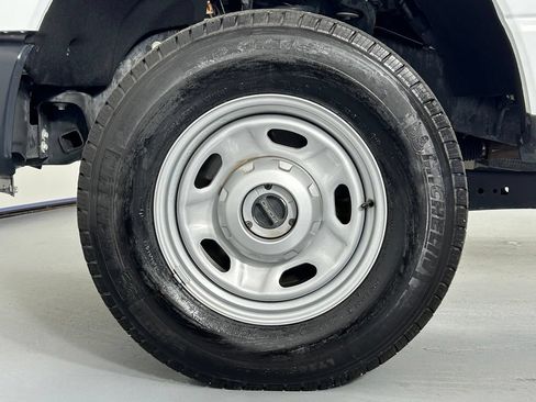 Used 2024 Ford F250 XL AWD/4WD image 30