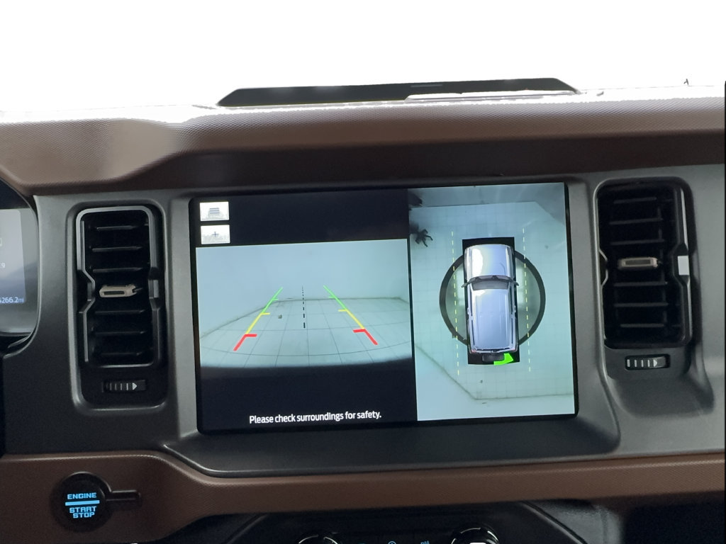 Used 2024 Ford Bronco Outer Banks AWD/4WD image 49
