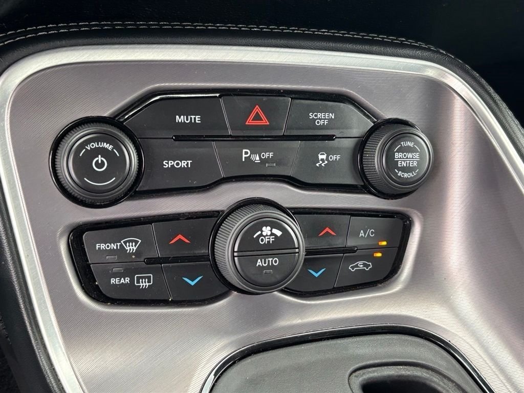 Used 2022 Dodge Challenger GT AWD/4WD image 23