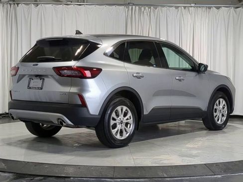 Used 2023 Ford Escape Active AWD/4WD image 8