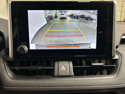 Certified 2023 Toyota RAV4 XLE w/ Convenience Package AWD/4WD image 6