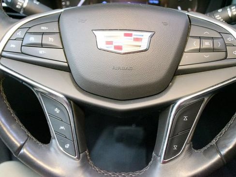 Used 2018 Cadillac XT5 Luxury w/ Driver Awareness Package AWD/4WD image 22