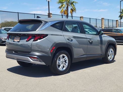New 2026 Hyundai Tucson SE FWD image 4