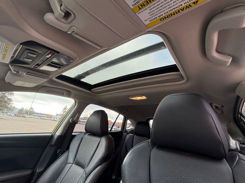 Used 2021 Subaru Crosstrek 2.5i Limited w/ Moonroof Package 2 image 24