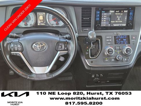 Used 2017 Toyota Sienna SE FWD image 10