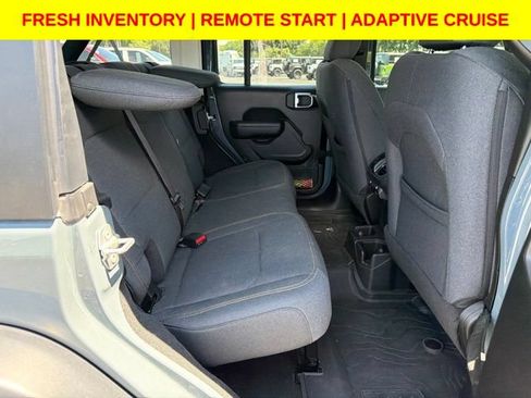 Used 2025 Jeep Wrangler Unlimited Sport AWD/4WD image 13