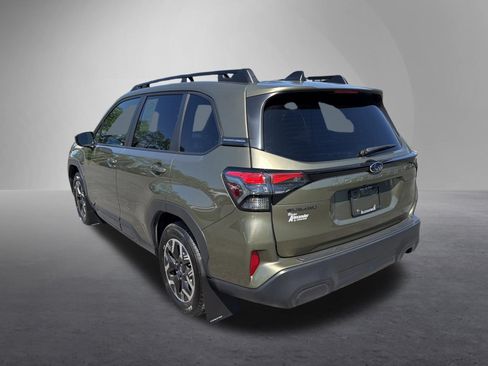 Used 2026 Subaru Forester Premium AWD/4WD image 7