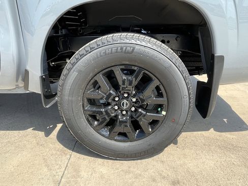 New 2026 Nissan Frontier SV image 21